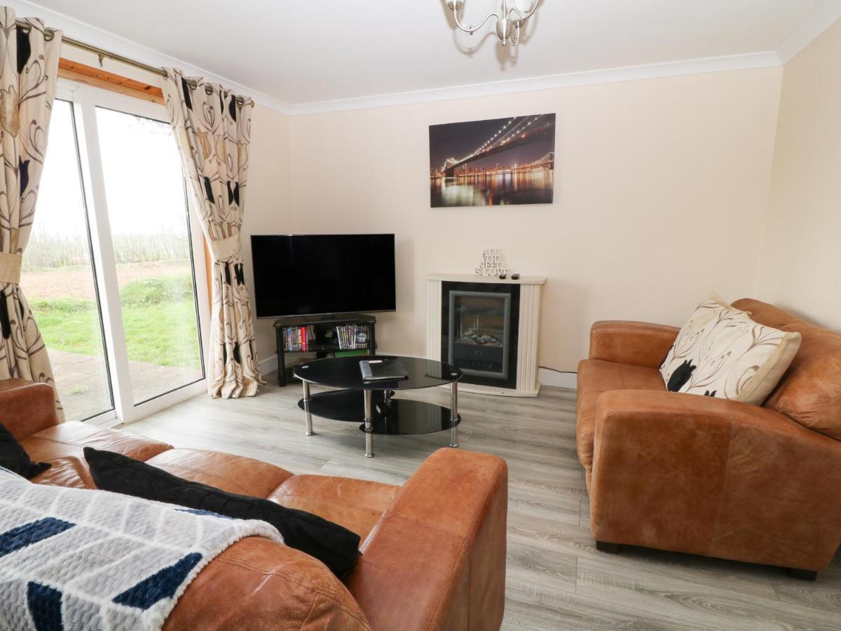 Hembry Meadows Villa Callington ภายนอก รูปภาพ